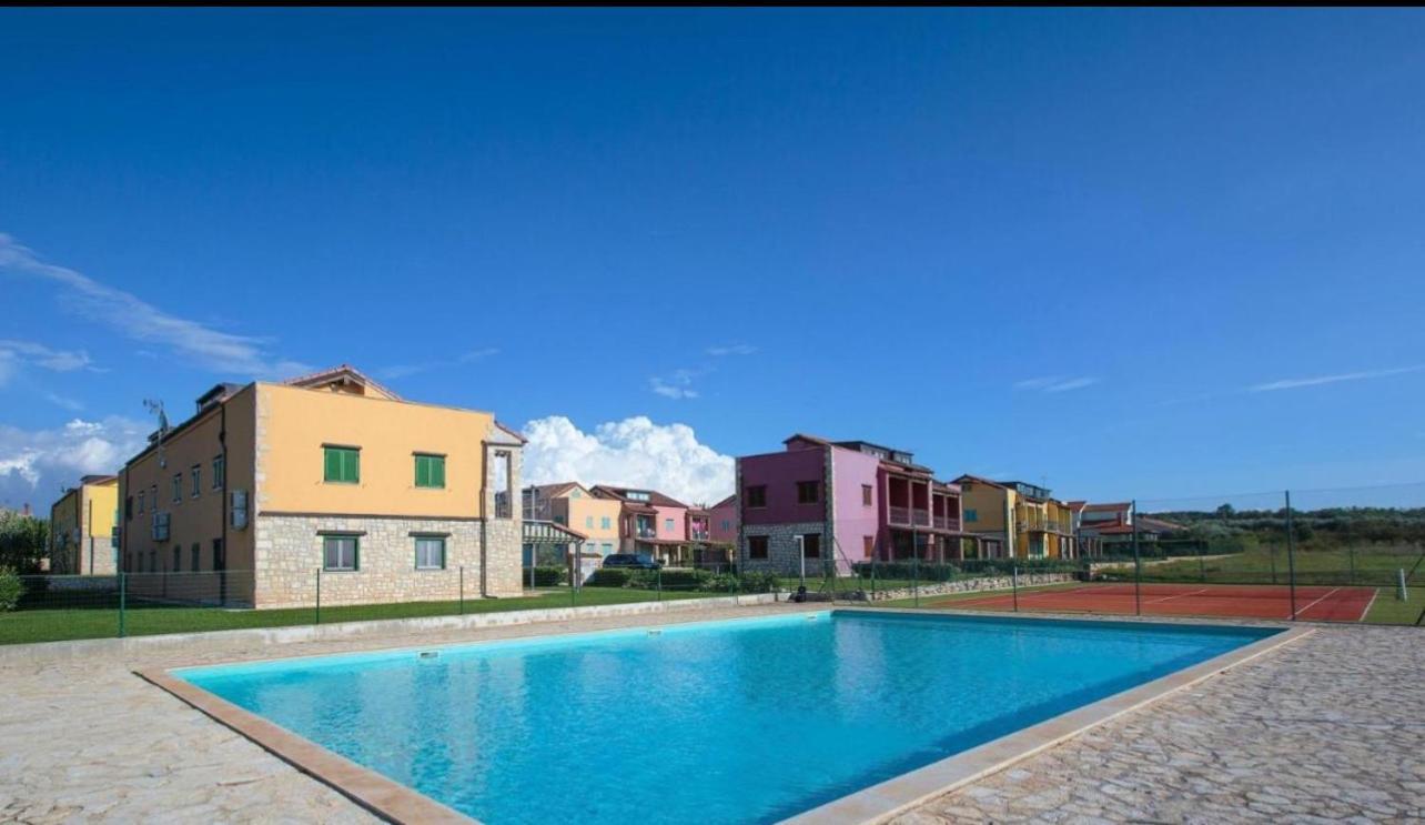 Apartment Aleks Tar-Vabriga Zewnętrze zdjęcie